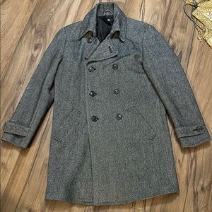 H&M men’s gray double-breasted coat